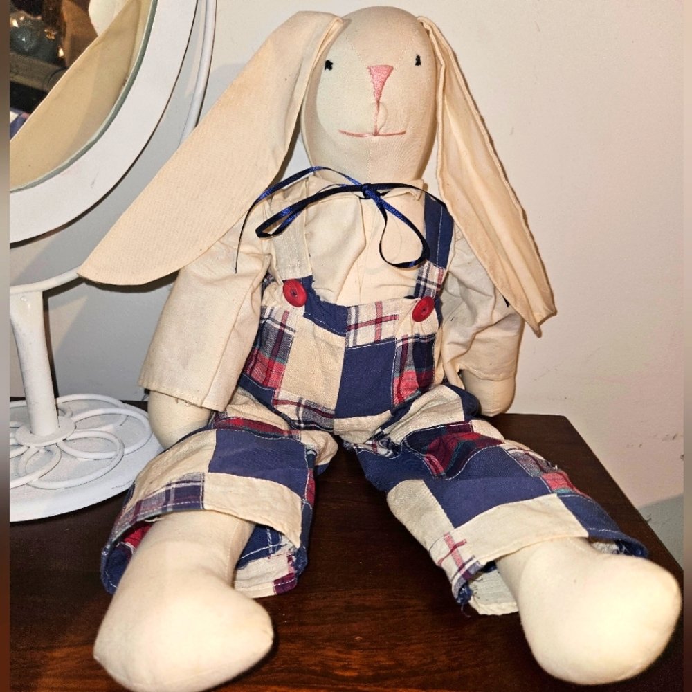 Vintage handmade bunny rabbit. 🐇 🐰